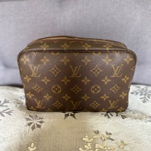 LV Trousse Monogram